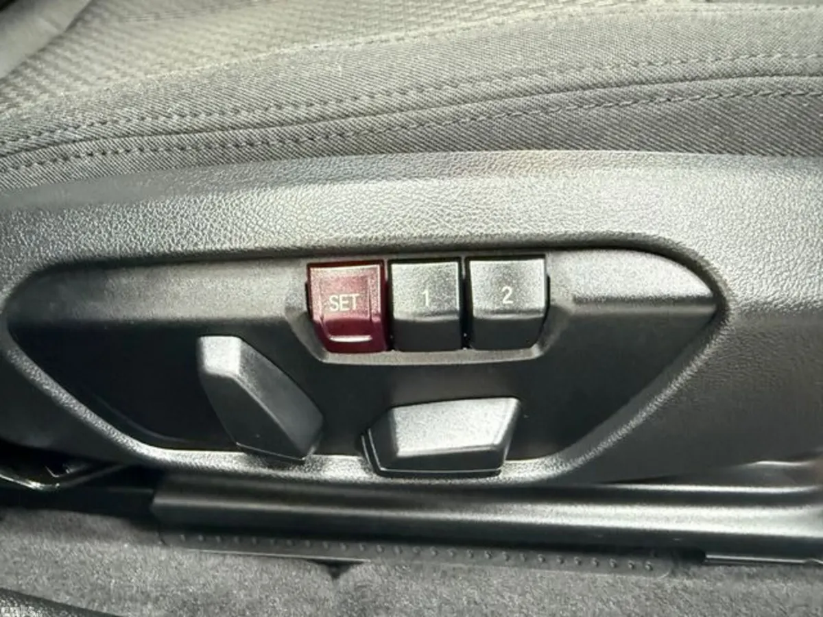 BMW 1-Series Hatchback, Diesel, 2020, White