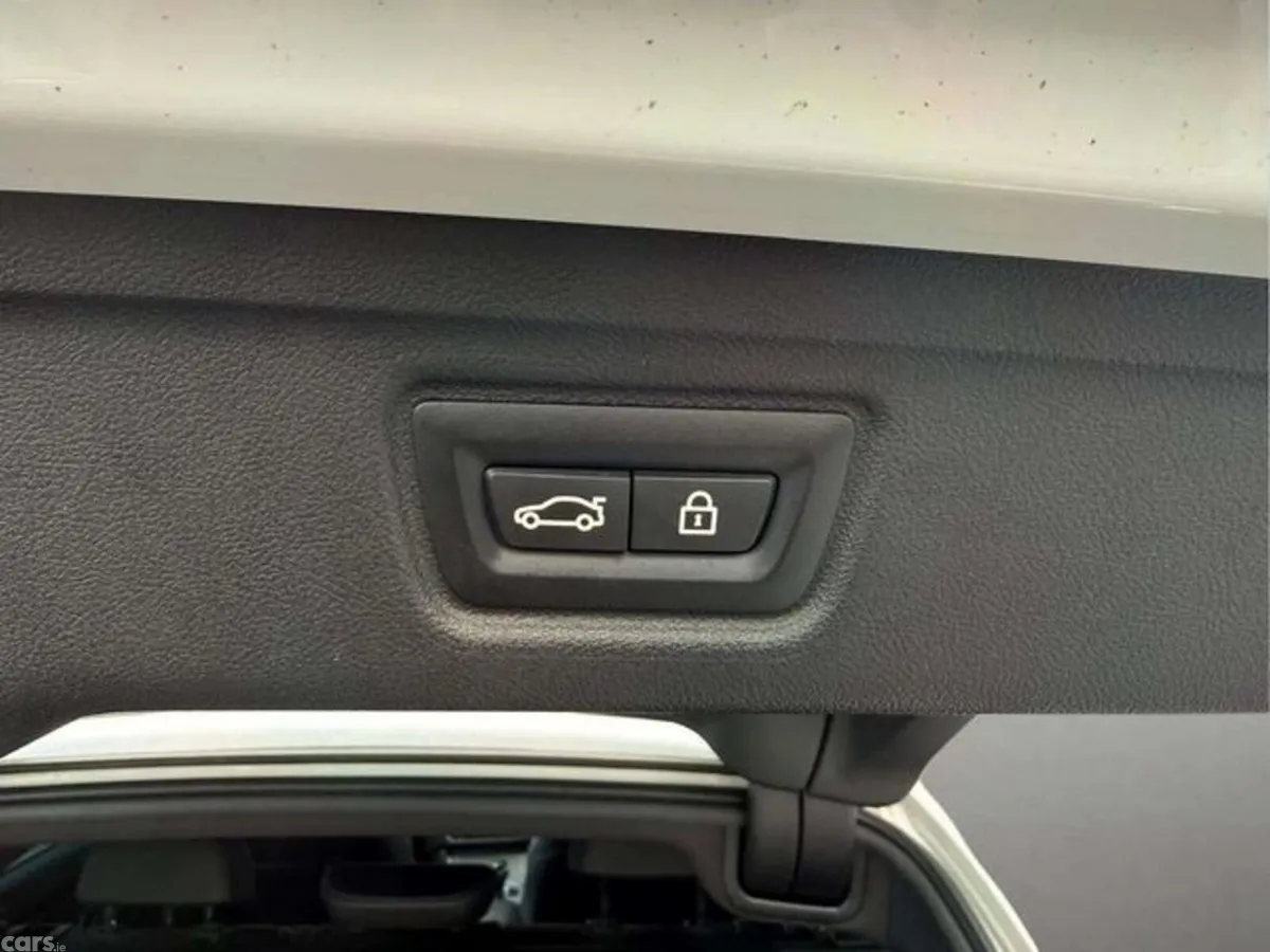 BMW 3-Series Estate, Diesel, 2021, White