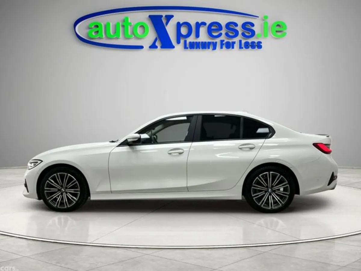 BMW 3-Series Saloon, Diesel, 2019, White