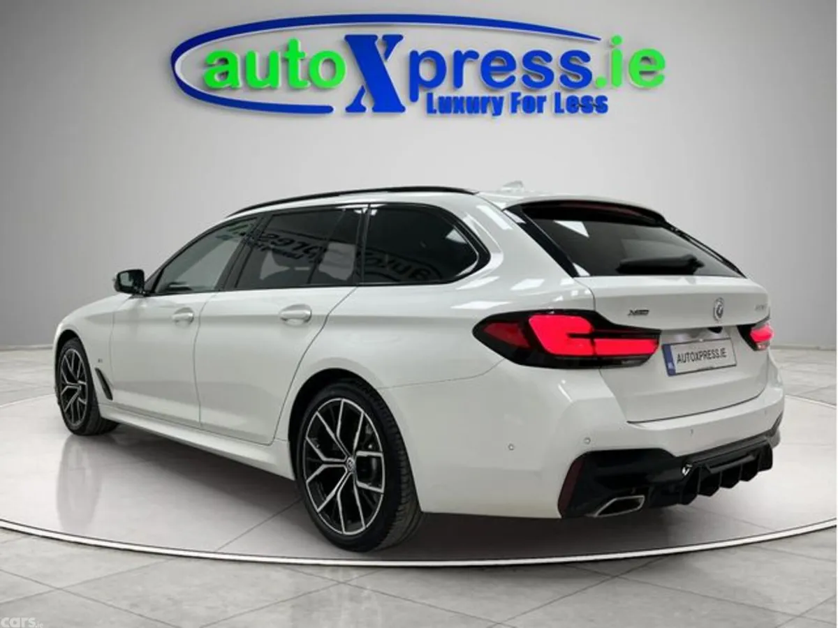 BMW 5-Series Estate, Diesel, 2022, White