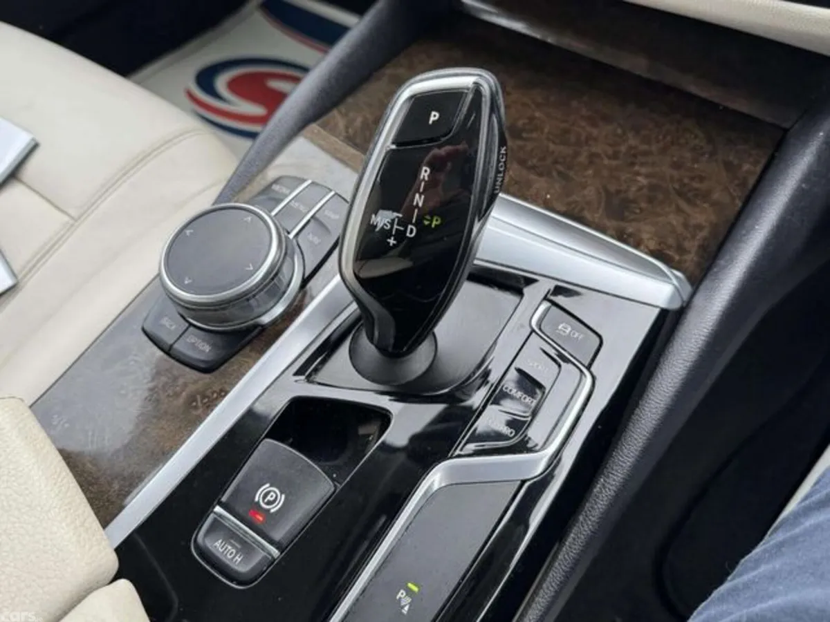 BMW 5-Series Saloon, Diesel, 2017, Blue