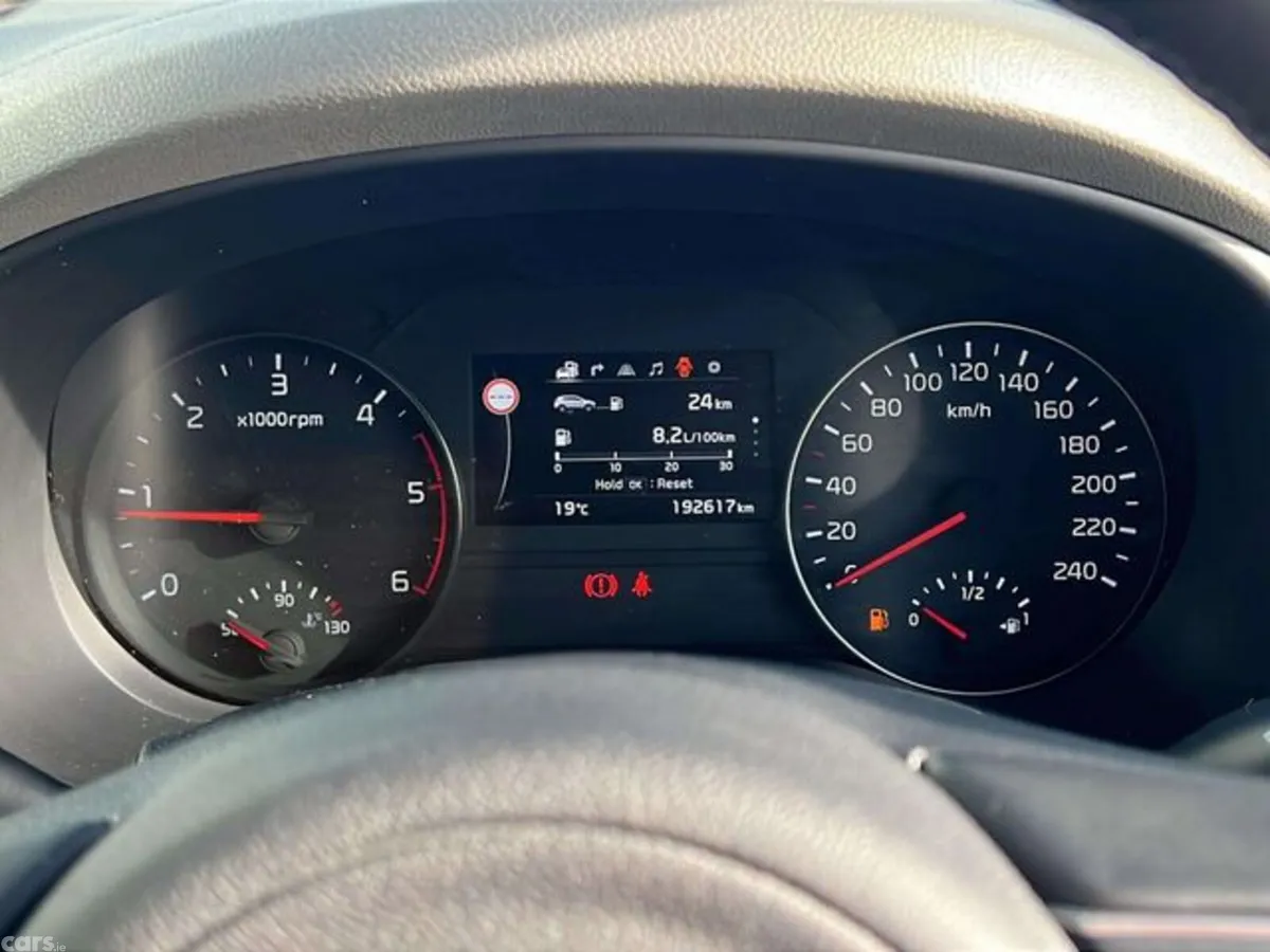 Kia Sportage MPV, Diesel, 2018, Red