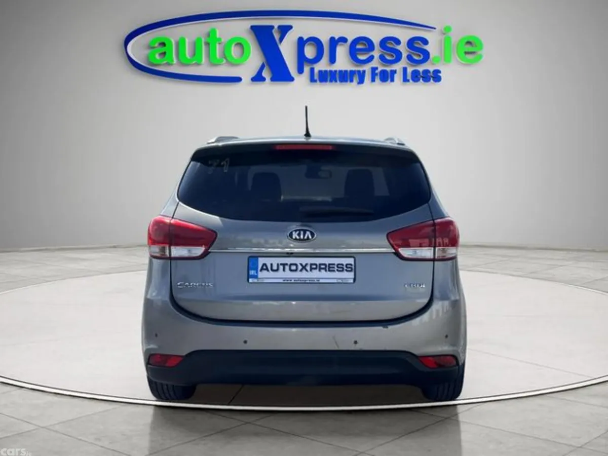 Kia Carens Estate, Diesel, 2014, Silver