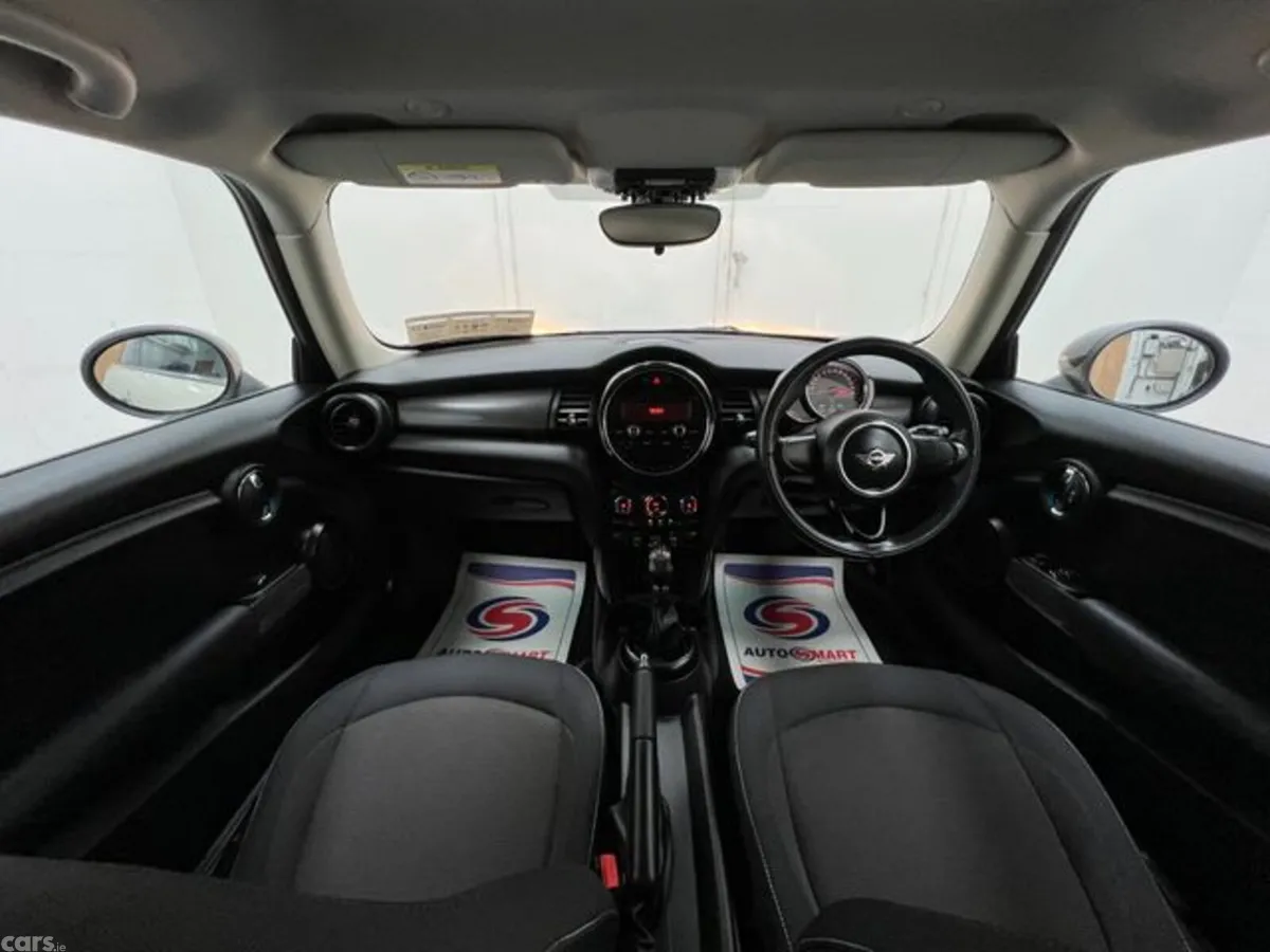 Mini Cooper Hatchback, Diesel, 2017, White