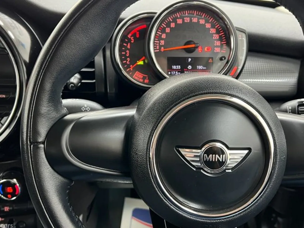Mini Cooper Hatchback, Diesel, 2017, White