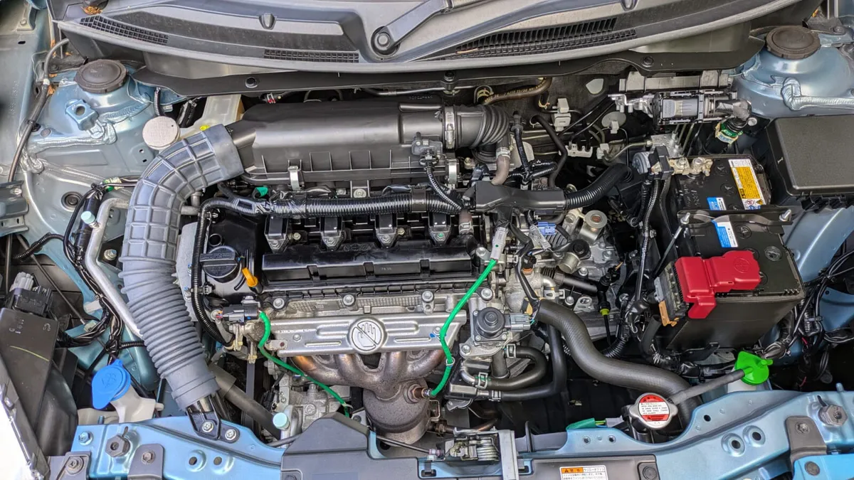 Suzuki Swift Hatchback, Petrol, 2017, Blue
