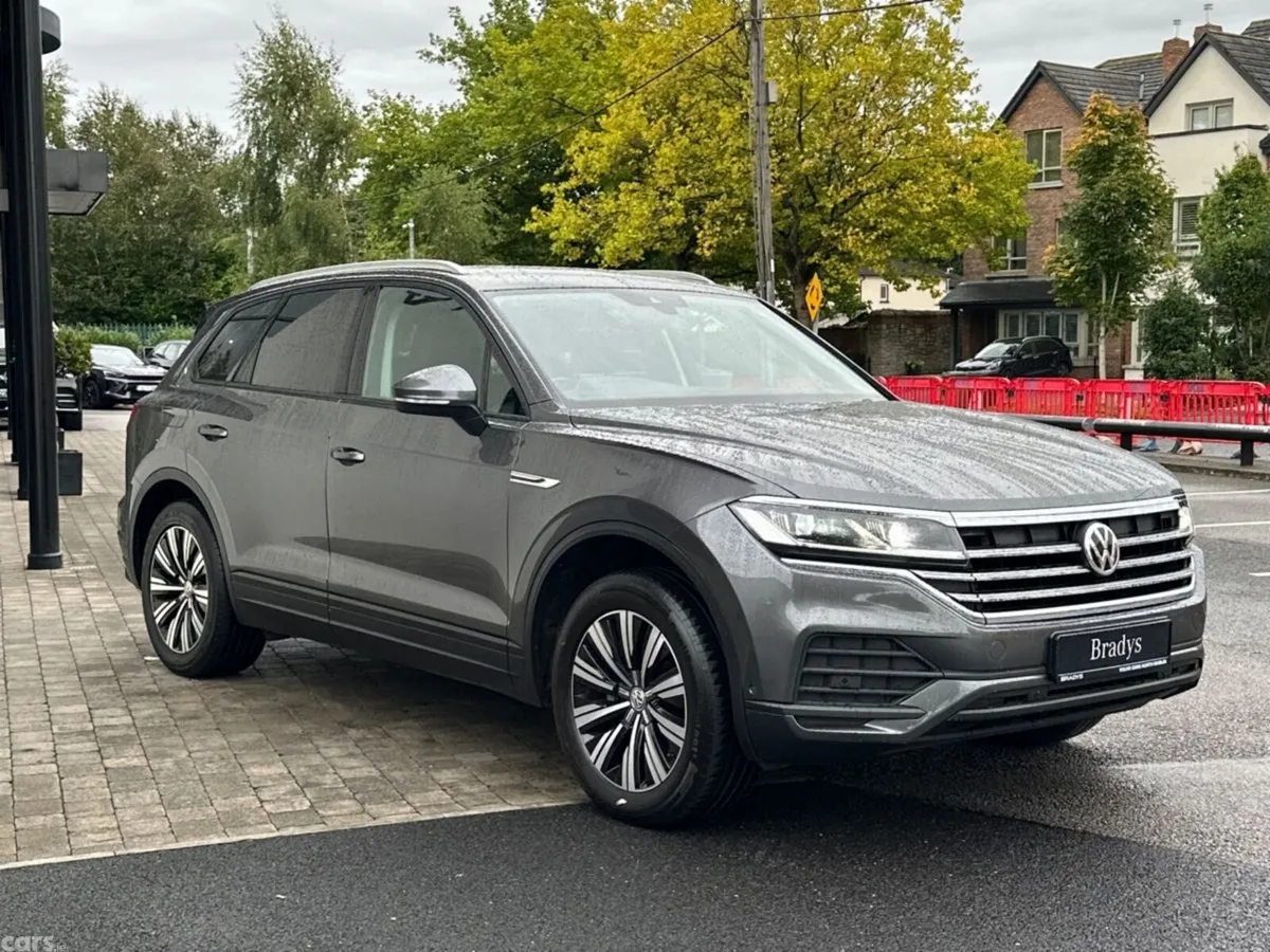 Volkswagen Touareg SUV, Diesel, 2019, Grey