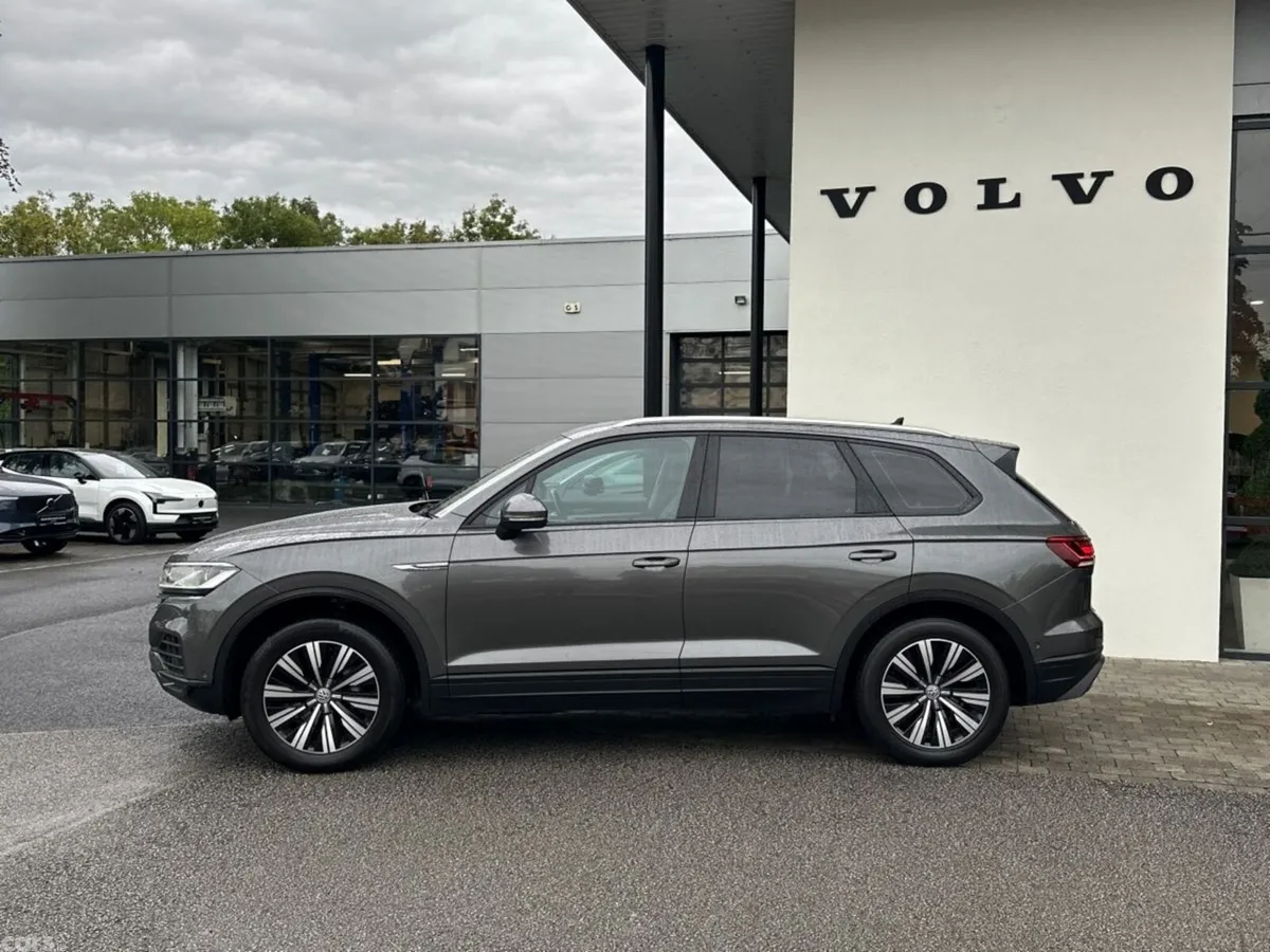 Volkswagen Touareg SUV, Diesel, 2019, Grey