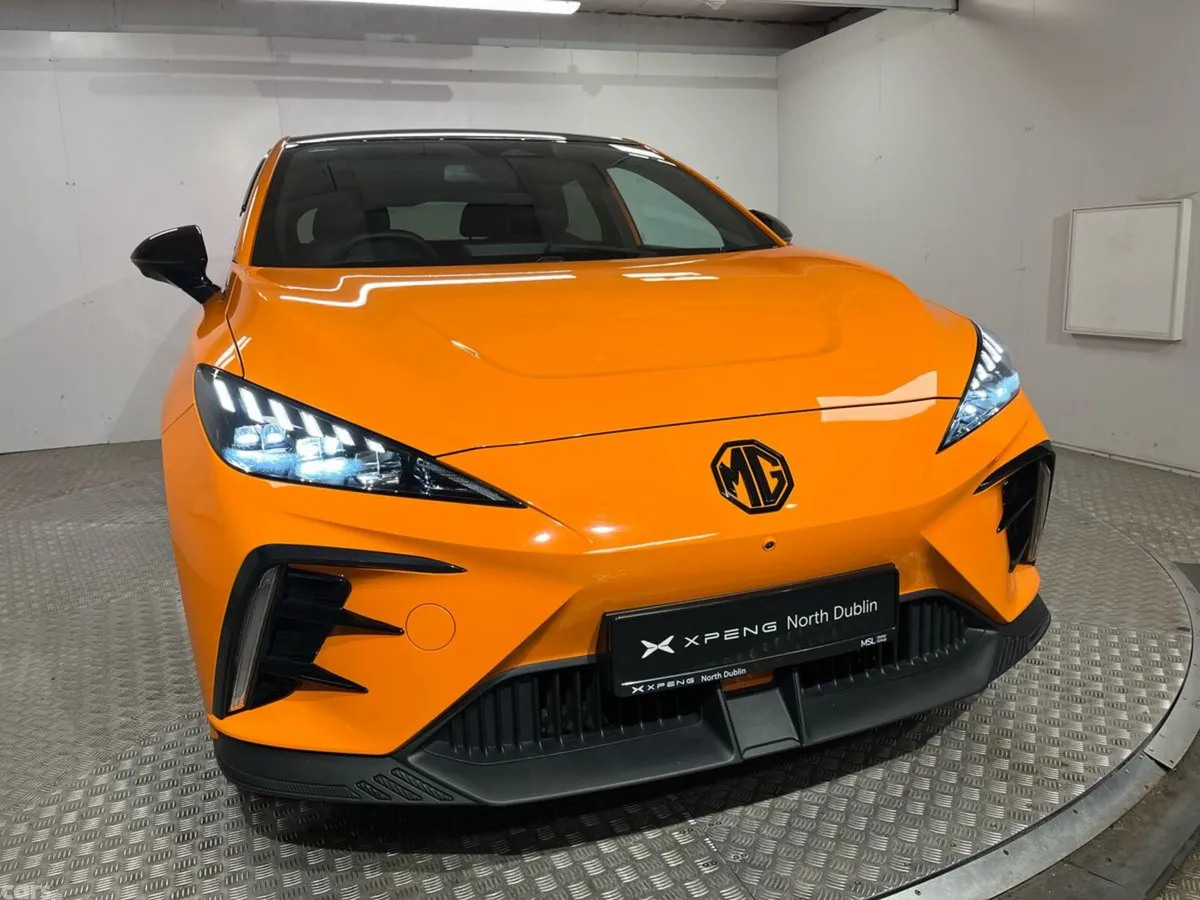 MG MG4 Hatchback, Electric, 2023, Orange