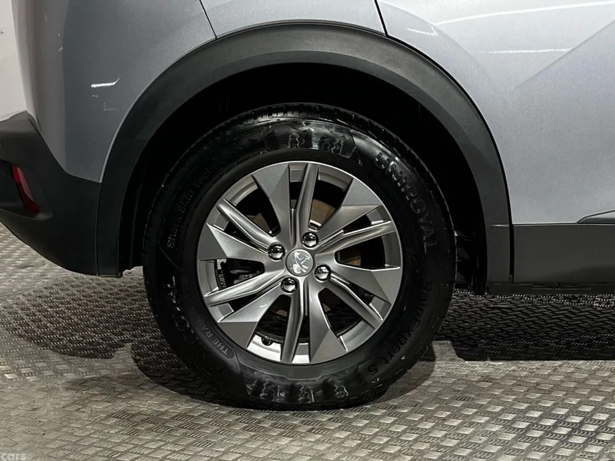 Peugeot 2008 SUV, Electric, 2023, Grey