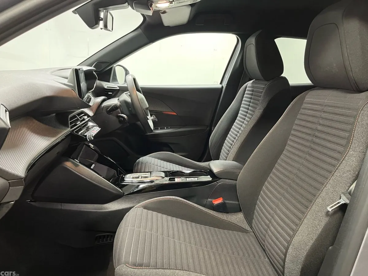 Peugeot 2008 SUV, Electric, 2023, Grey
