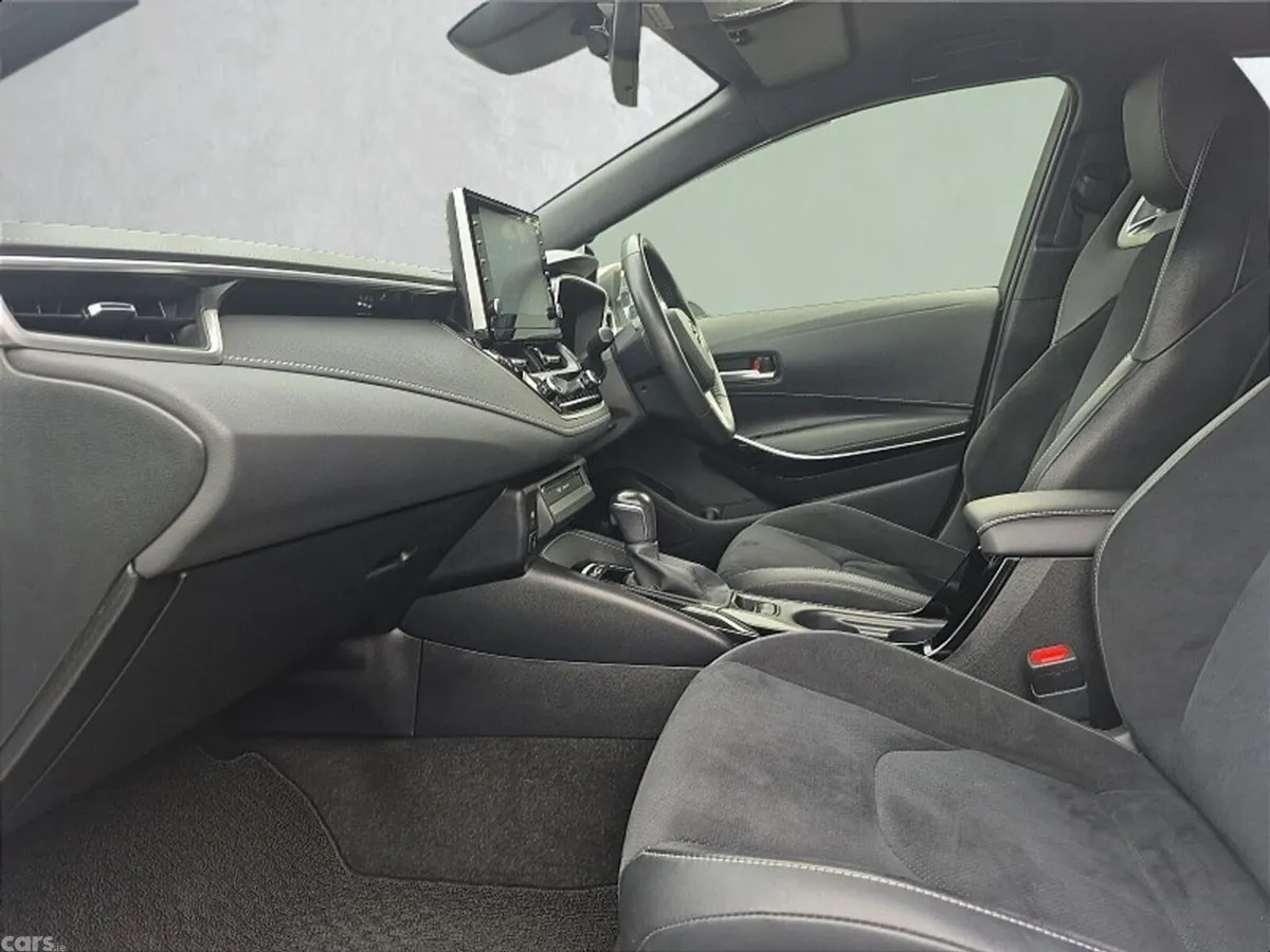 Toyota Corolla Hatchback, Petrol Hybrid, 2022, White