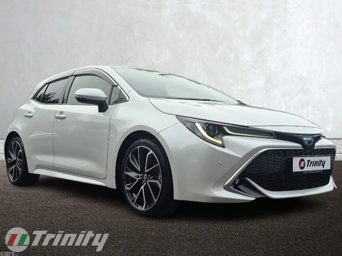 Toyota Corolla Hatchback, Petrol Hybrid, 2022, White