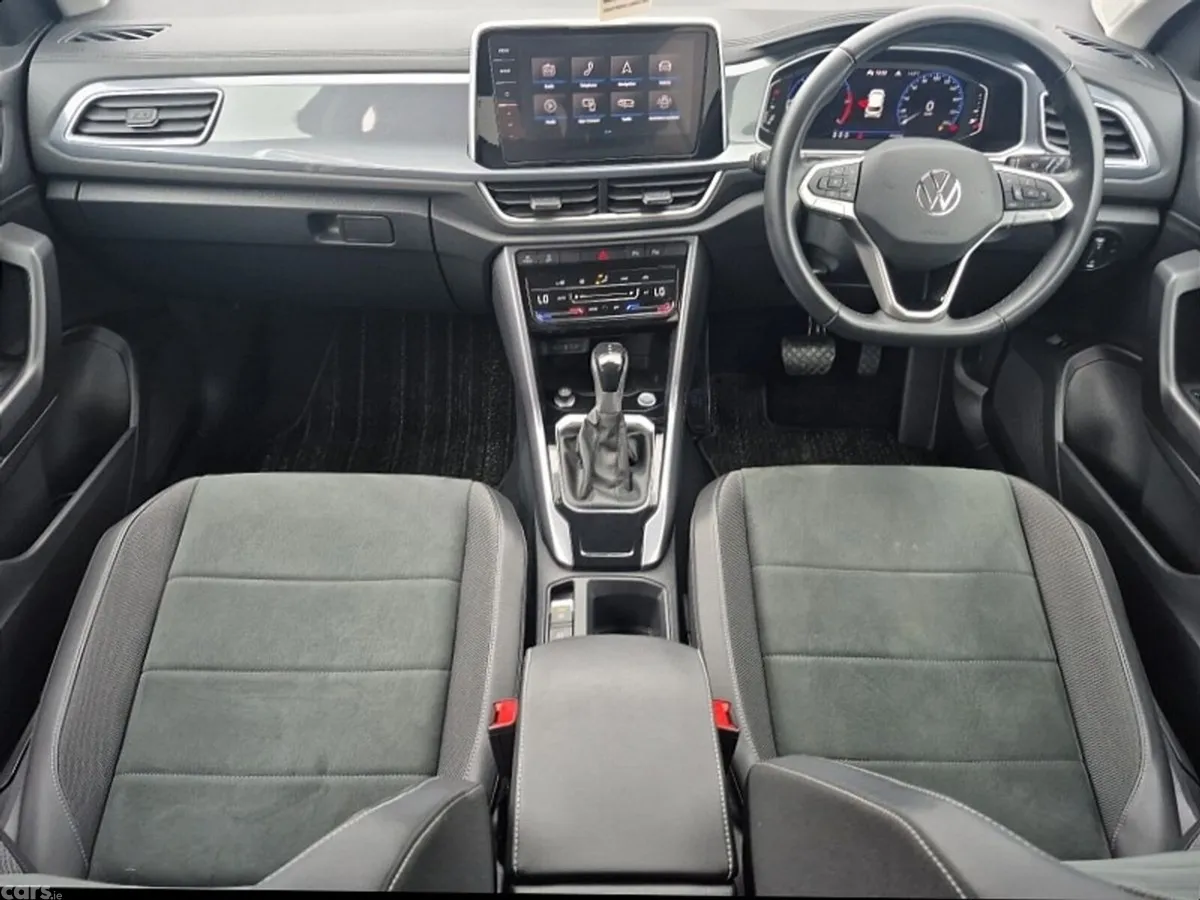 Volkswagen T-Roc SUV, Diesel, 2022, Blue