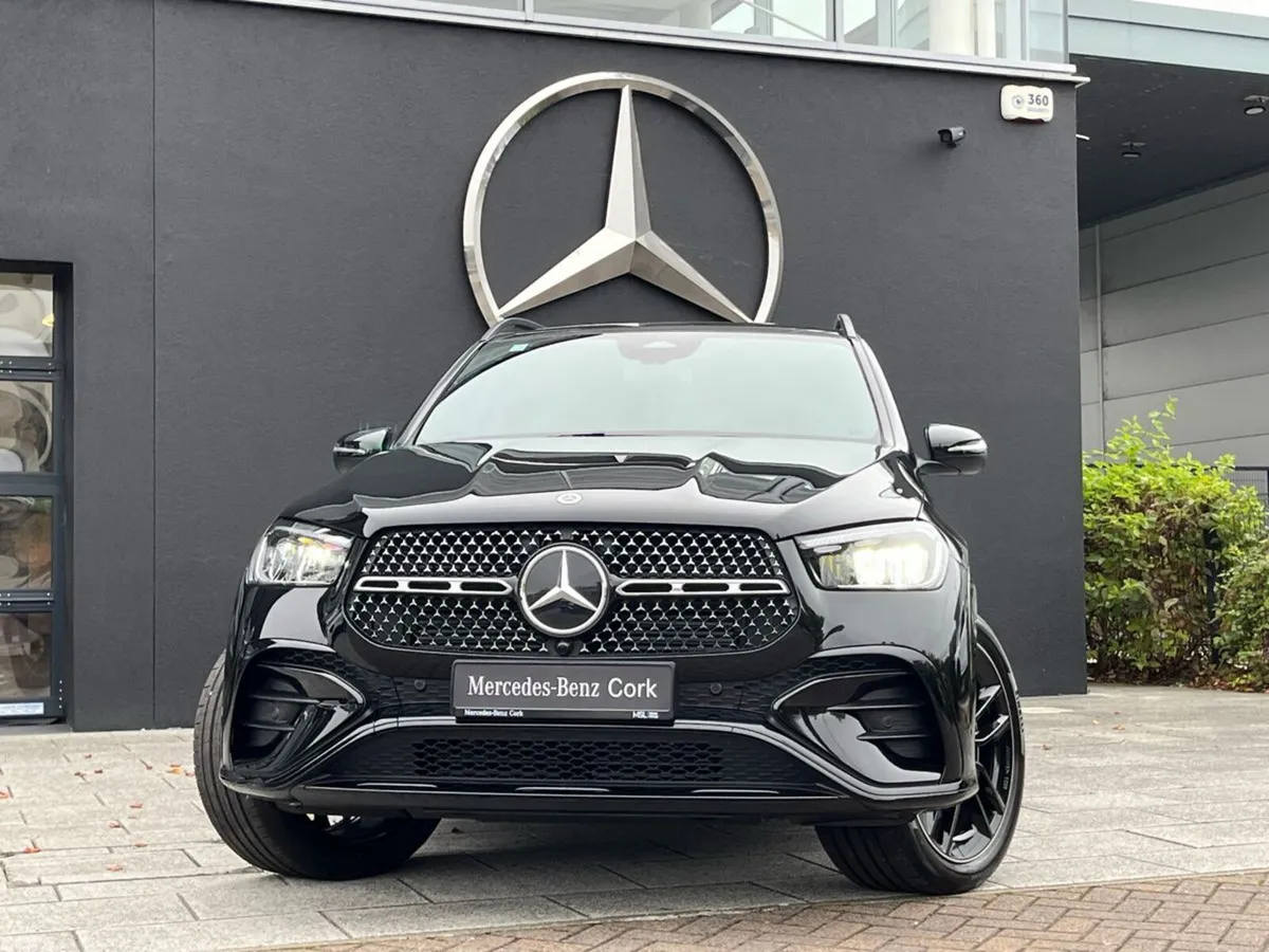 Mercedes-Benz GLE SUV, Diesel Plug-in Hybrid, 2026, Black