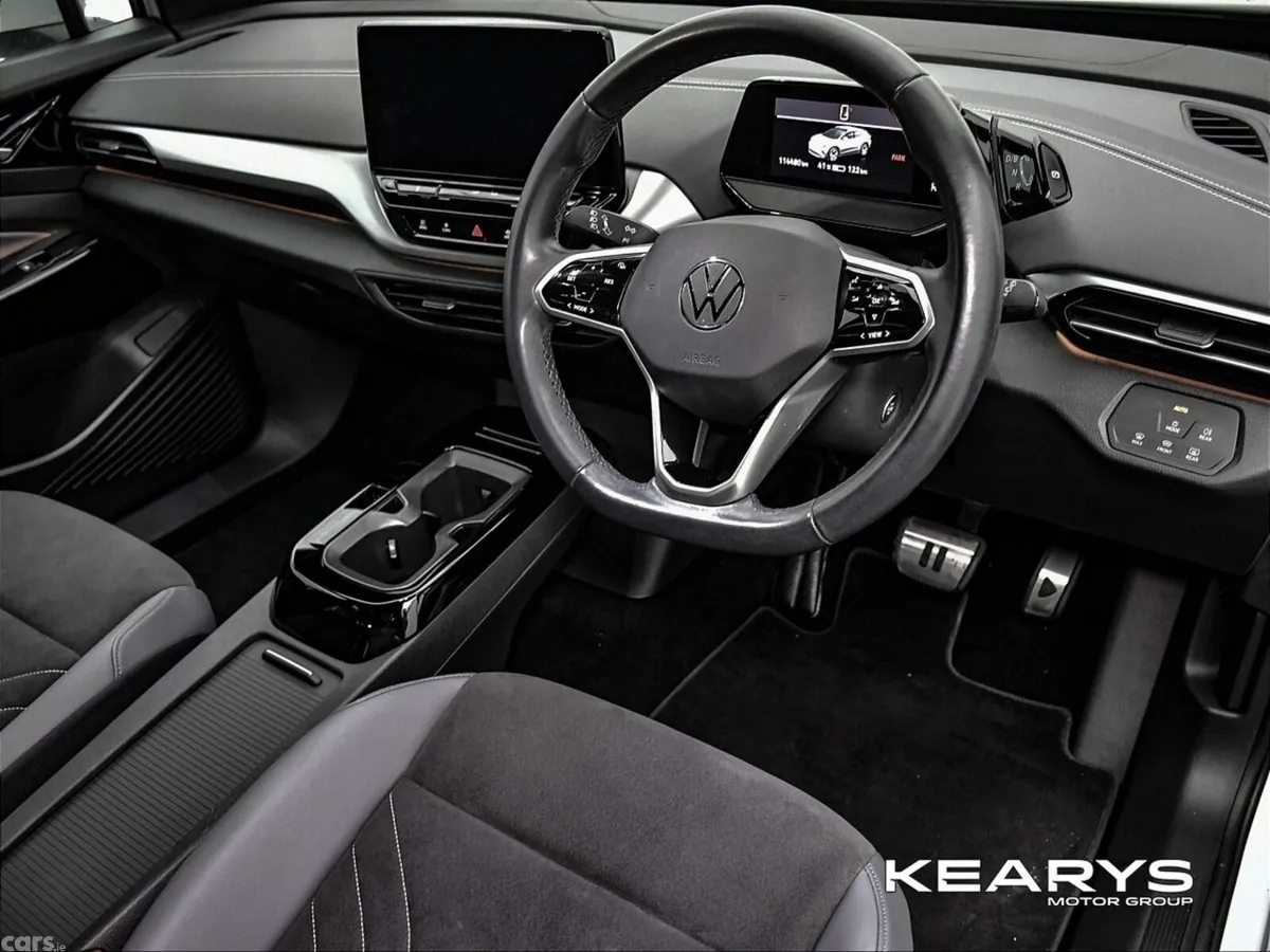 Volkswagen ID.4 Estate, Electric, 2023, White