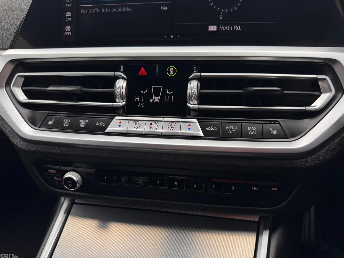 BMW 3-Series Estate, Petrol Plug-in Hybrid, 2021, Blue