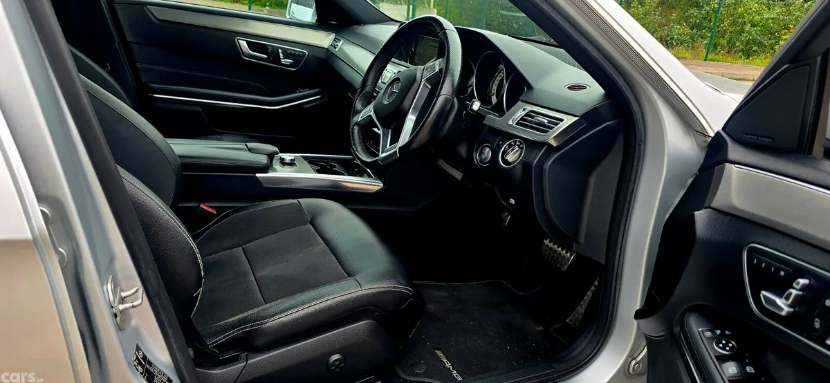 Mercedes-Benz E-Class Saloon, Diesel Hybrid, 2013, Silver