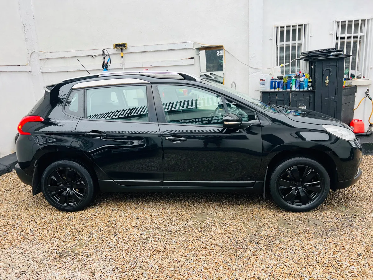Peugeot 2008 SUV, Petrol, 2015, Black
