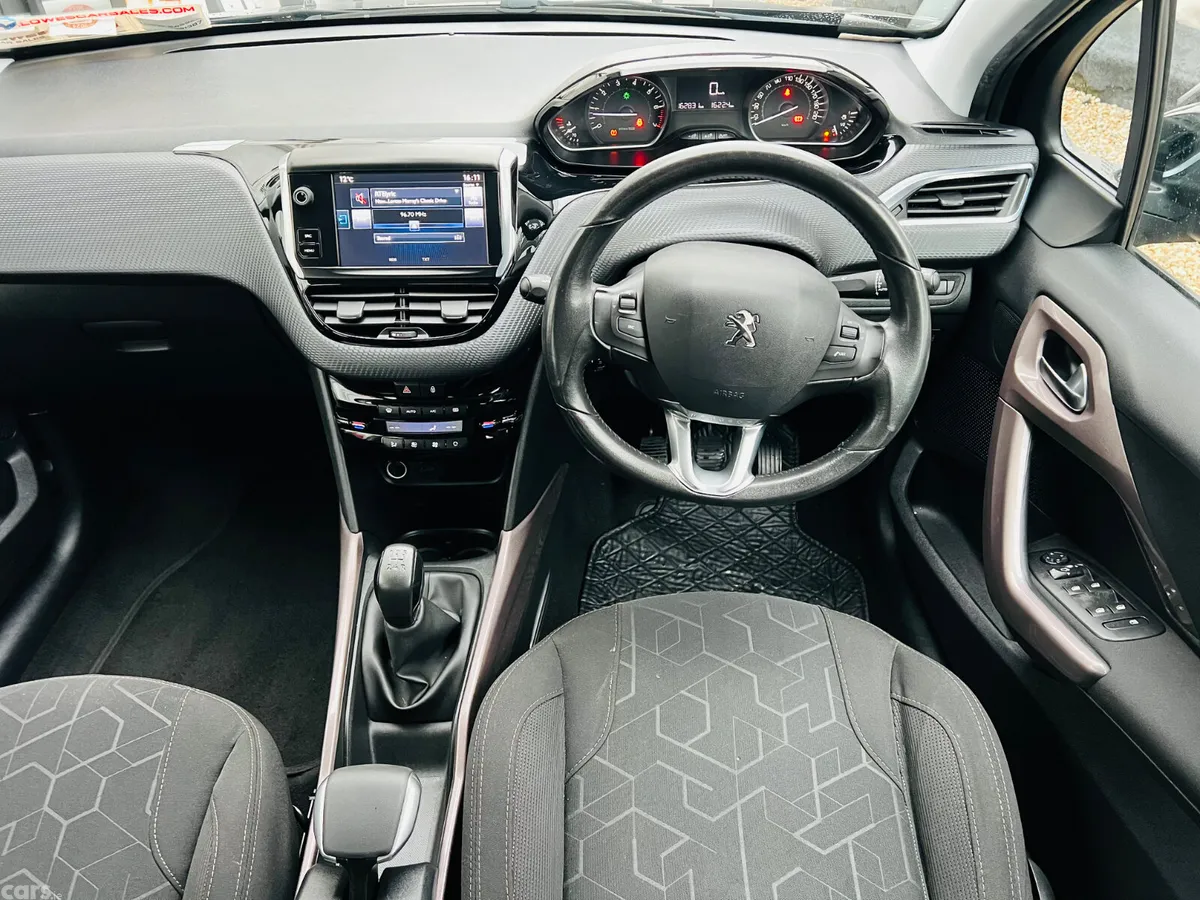 Peugeot 2008 SUV, Petrol, 2015, Black
