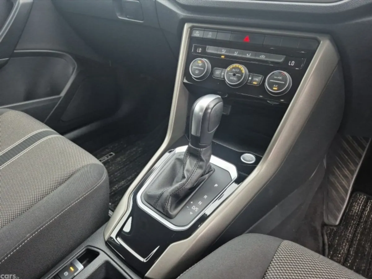 Volkswagen T-Roc SUV, Diesel, 2021, White