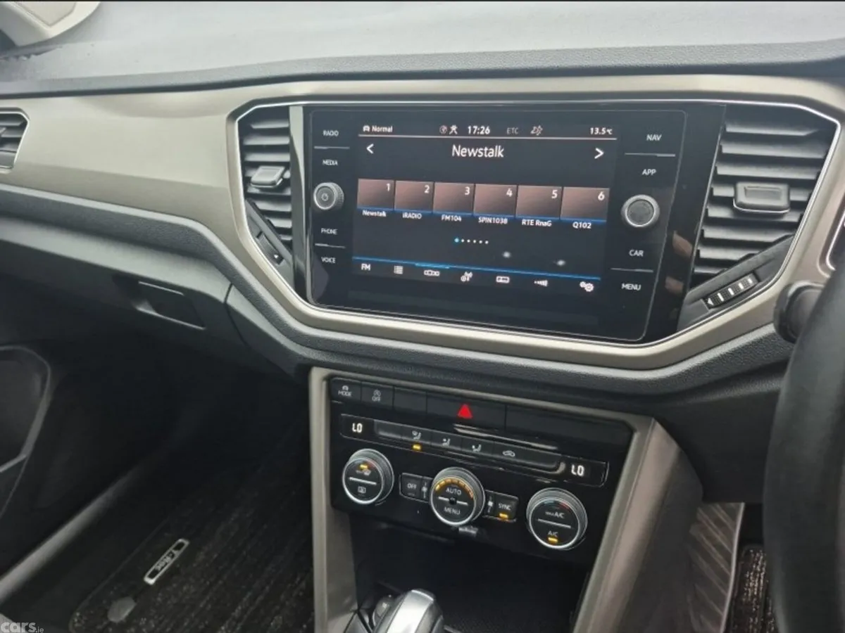 Volkswagen T-Roc SUV, Diesel, 2021, White