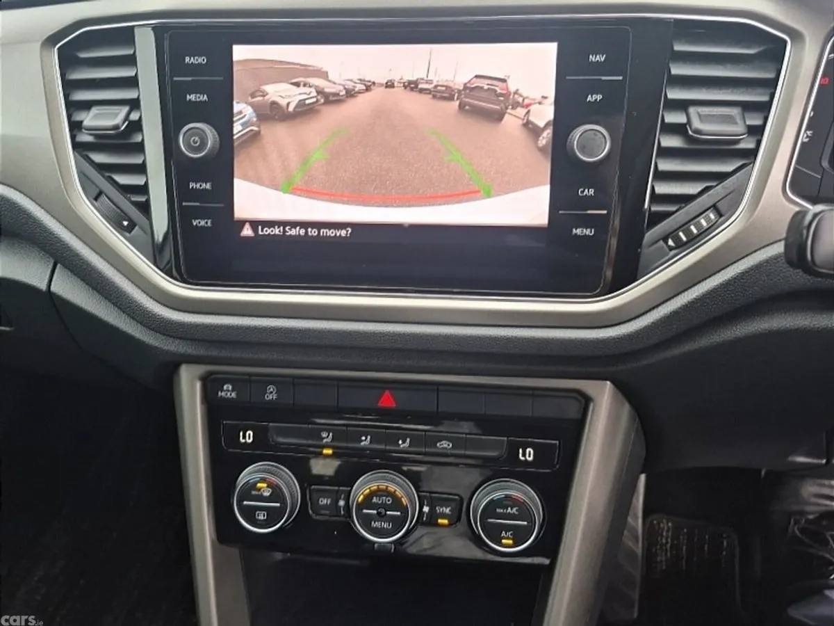 Volkswagen T-Roc SUV, Diesel, 2021, White