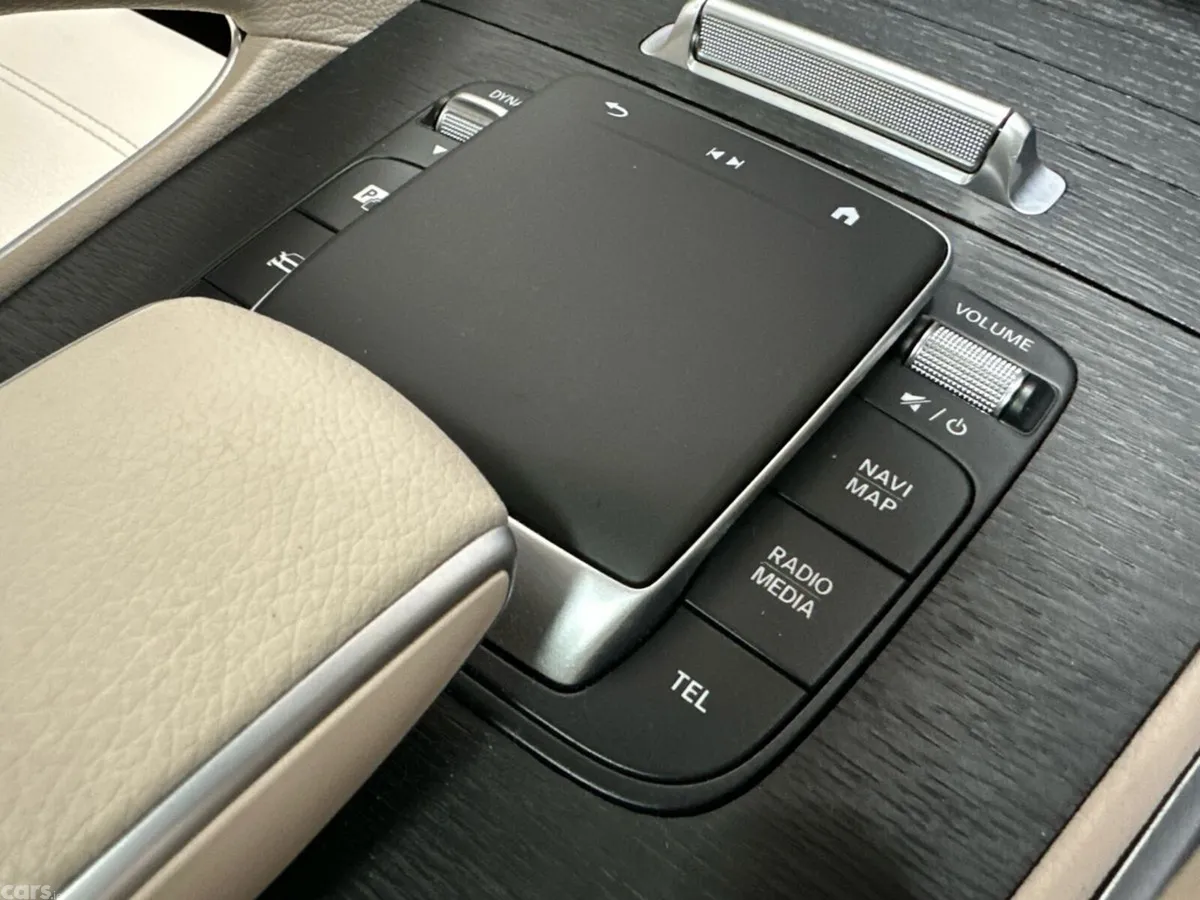 Mercedes-Benz GLE SUV, Diesel Plug-in Hybrid, 2024, Grey