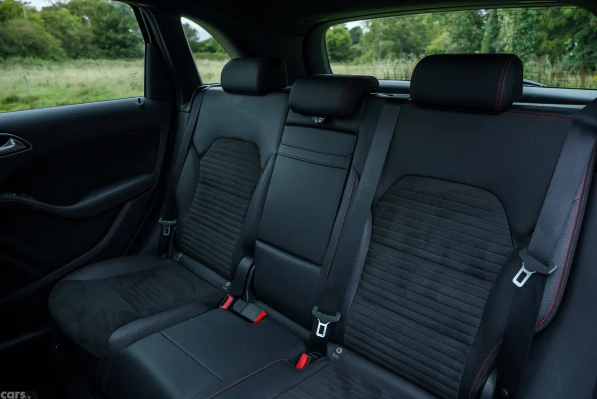 Mercedes-Benz B-Class MPV, Petrol, 2018, Black