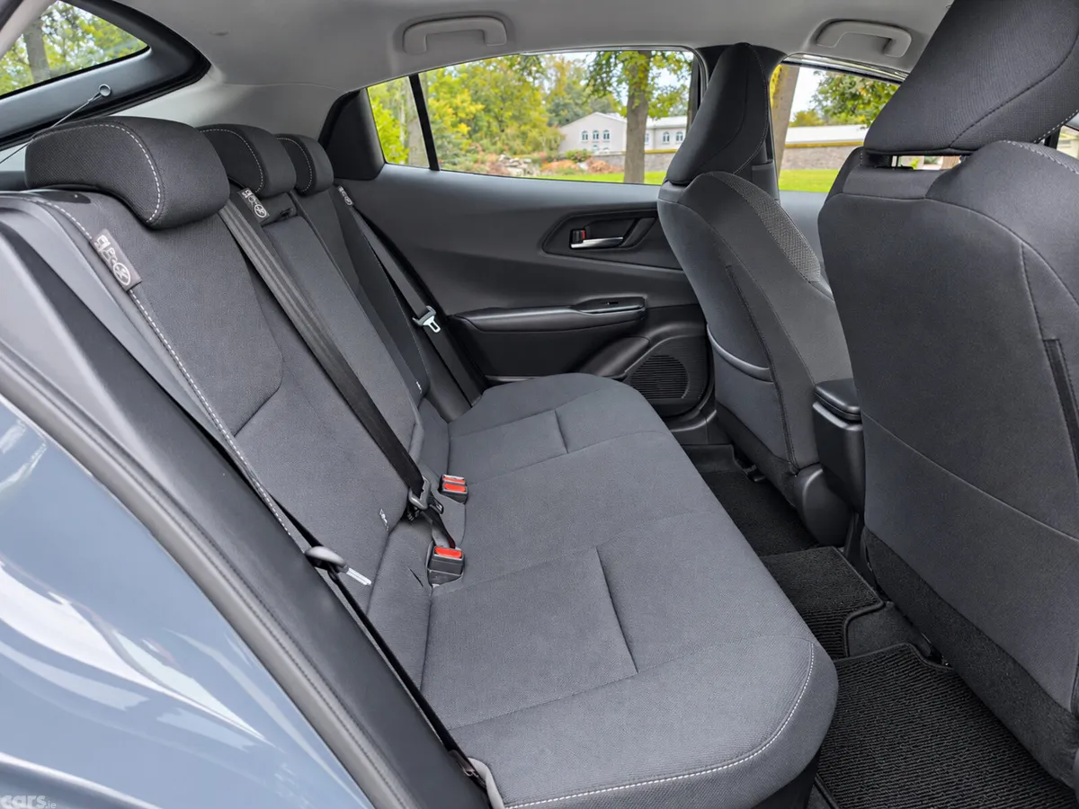 Toyota Prius Saloon, Petrol Hybrid, 2023, Grey