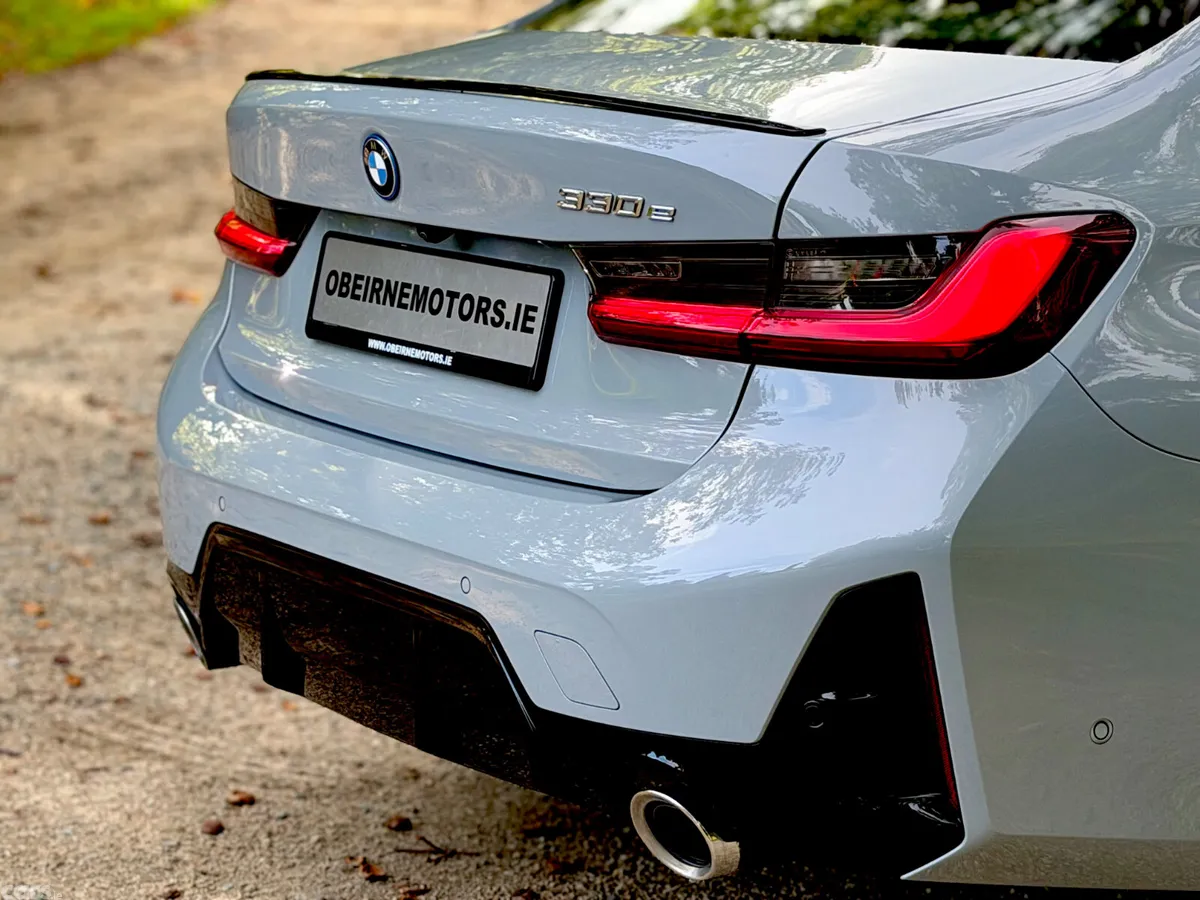 BMW 3-Series Saloon, Petrol Plug-in Hybrid, 2023, Grey