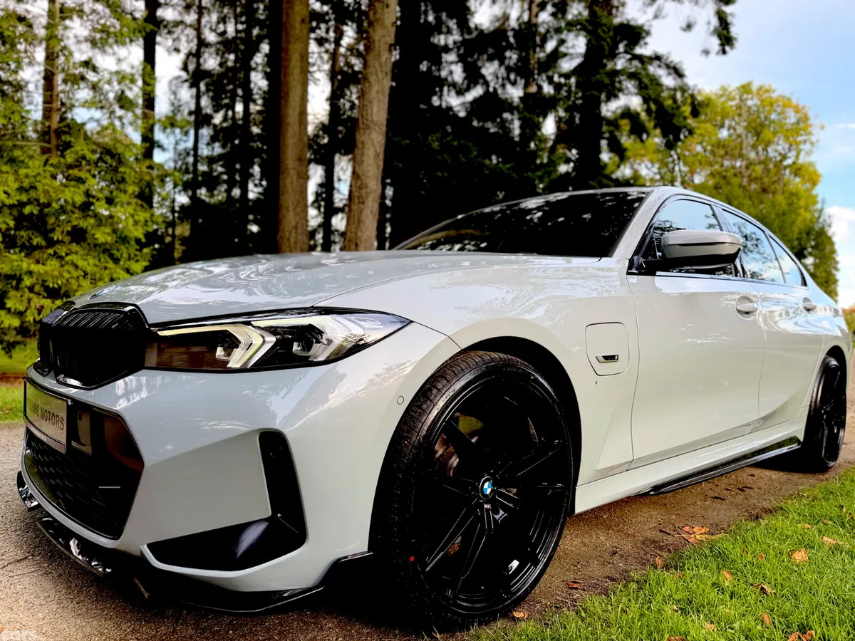 BMW 3-Series Saloon, Petrol Plug-in Hybrid, 2023, Grey