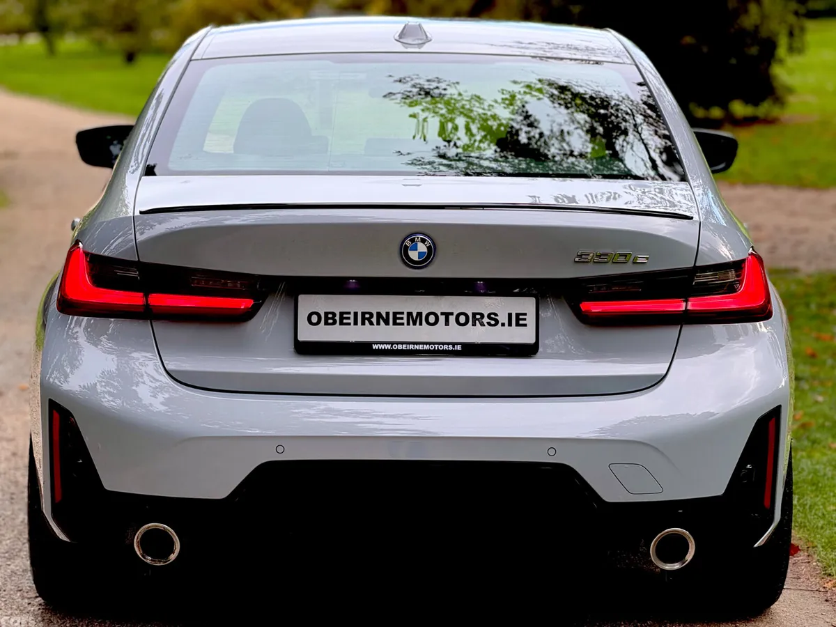 BMW 3-Series Saloon, Petrol Plug-in Hybrid, 2023, Grey