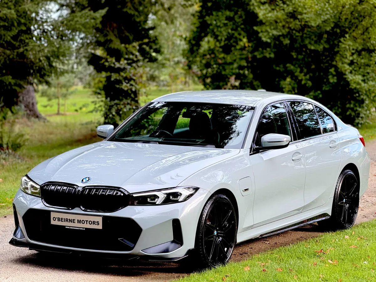 BMW 3-Series Saloon, Petrol Plug-in Hybrid, 2023, Grey