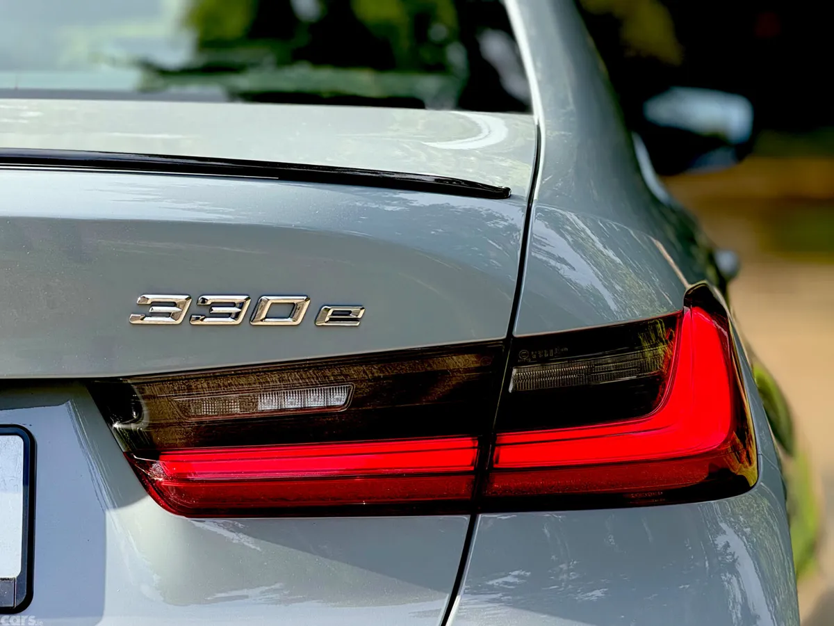 BMW 3-Series Saloon, Petrol Plug-in Hybrid, 2023, Grey