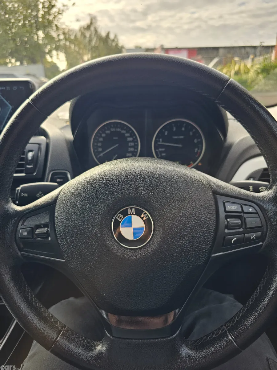 BMW 1-Series Hatchback, Petrol, 2014, Red