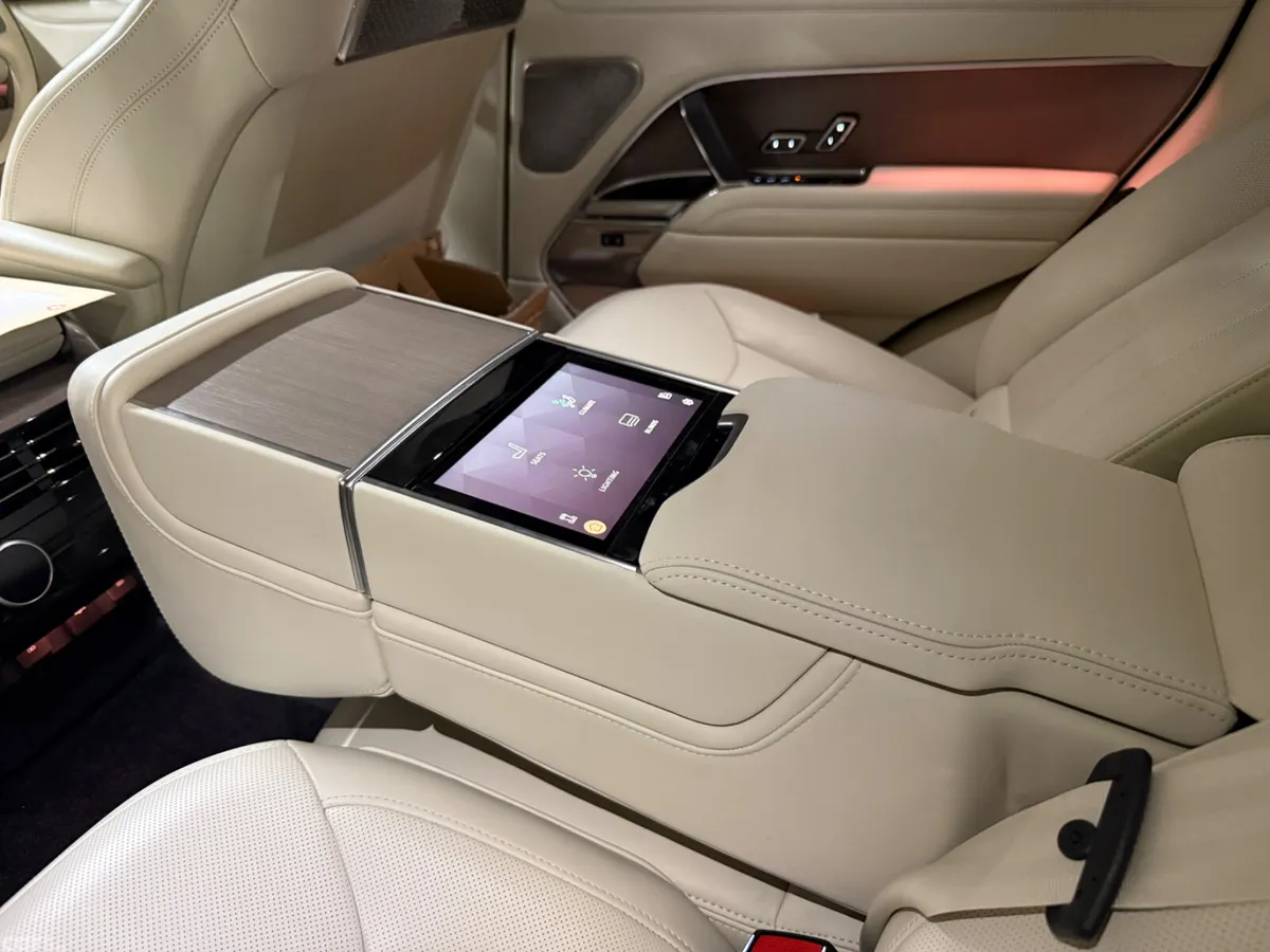 Land Rover Range Rover SUV, Petrol Hybrid, 2024, Gold