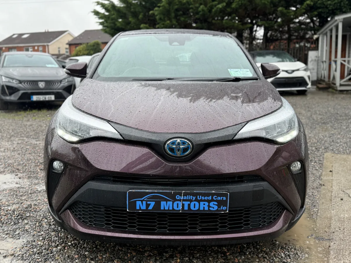 Toyota C-HR SUV, Petrol Hybrid, 2023, Purple