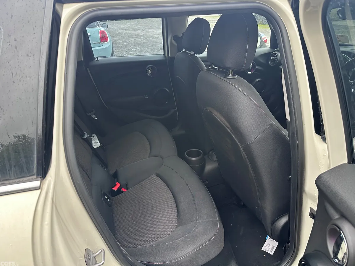 Mini Cooper Hatchback, Diesel, 2017, White