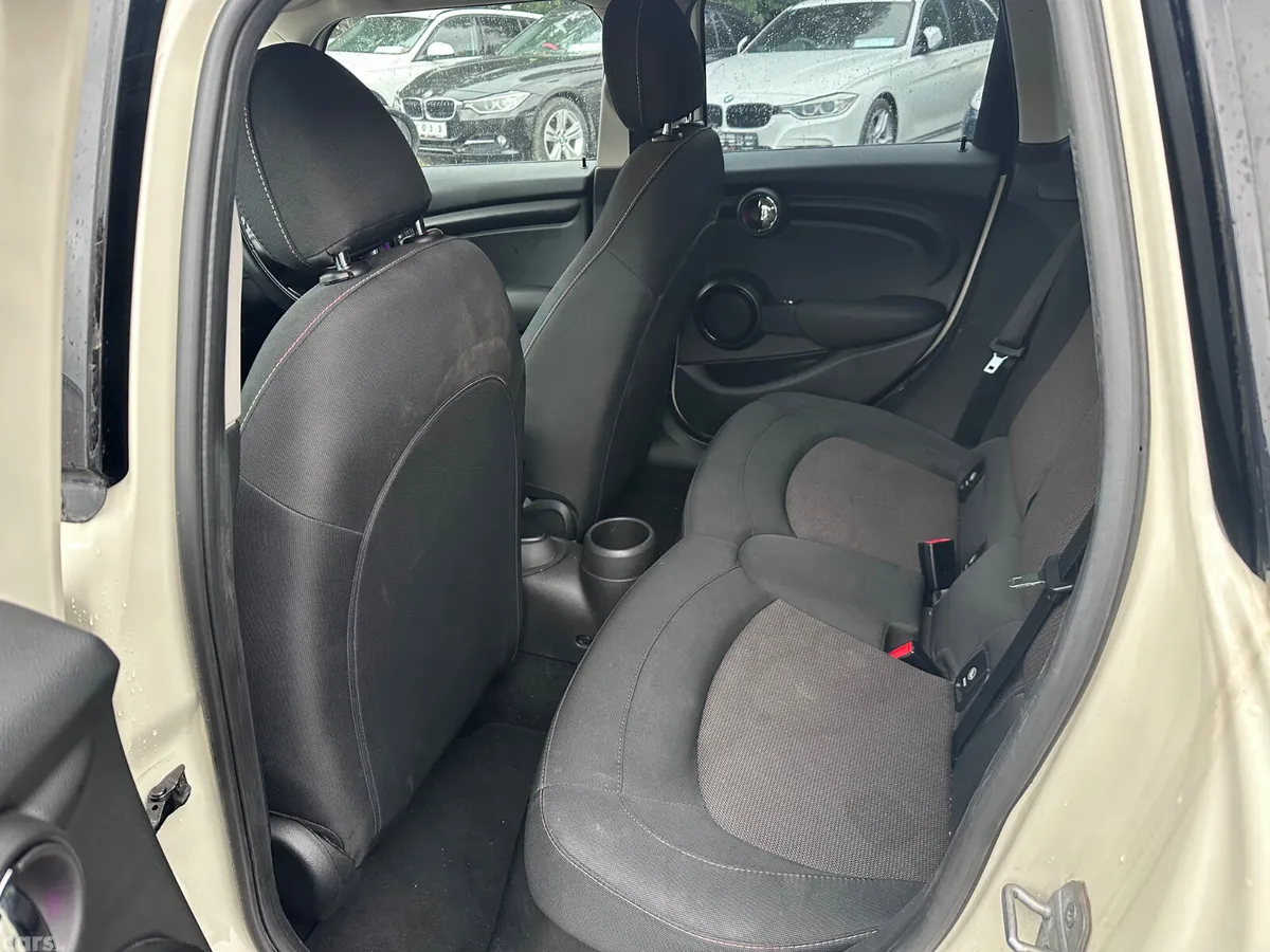 Mini Cooper Hatchback, Diesel, 2017, White