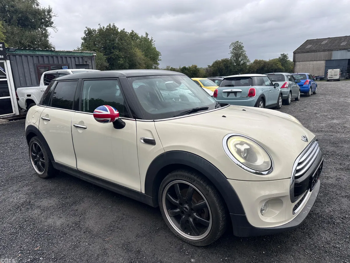 Mini Cooper Hatchback, Diesel, 2017, White