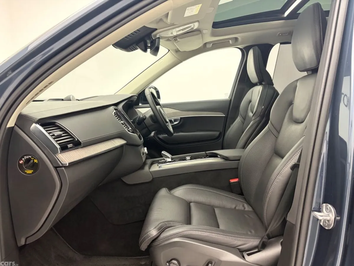 Volvo XC90 Estate, Petrol Plug-in Hybrid, 2023, Blue