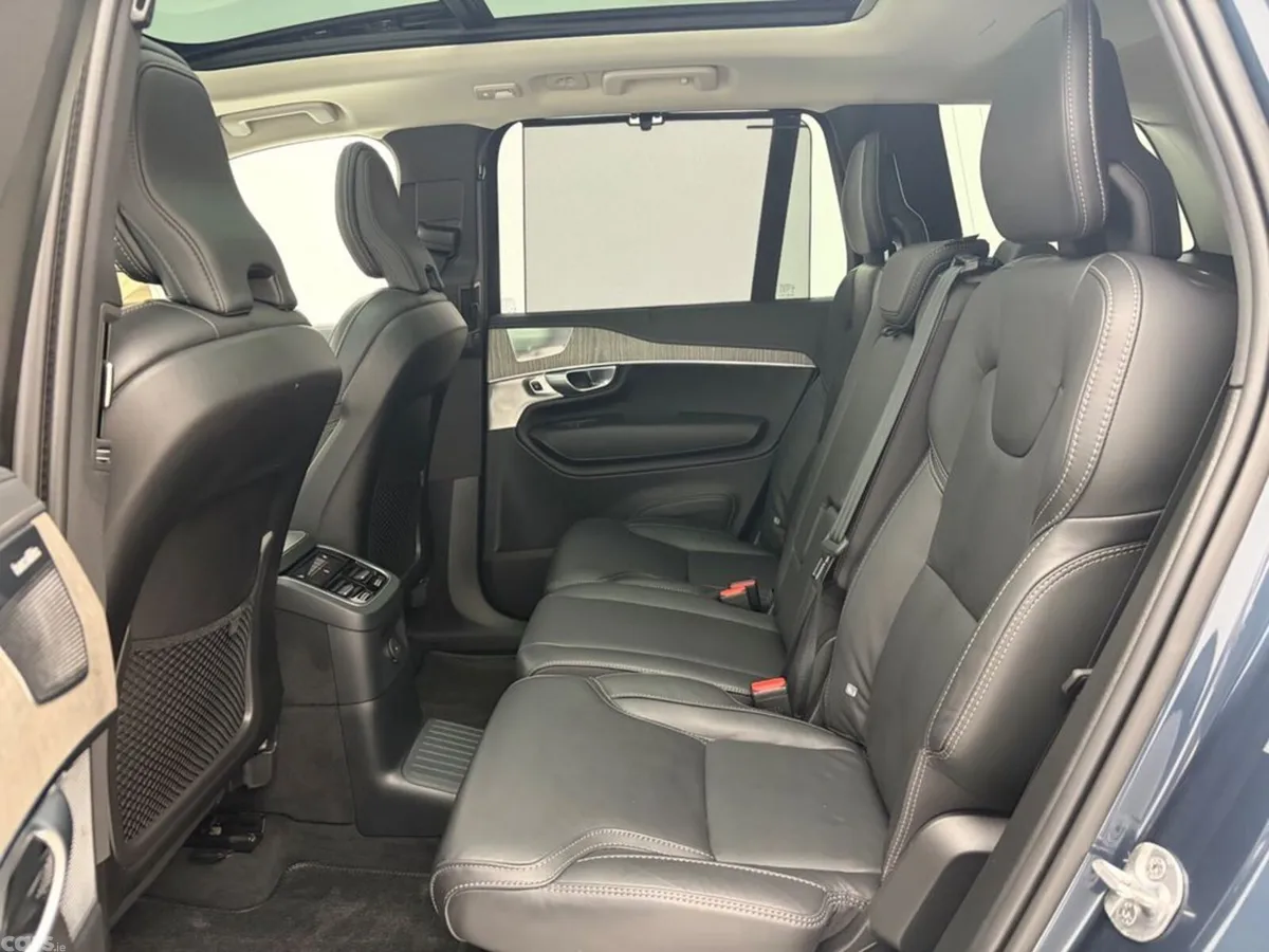 Volvo XC90 Estate, Petrol Plug-in Hybrid, 2023, Blue