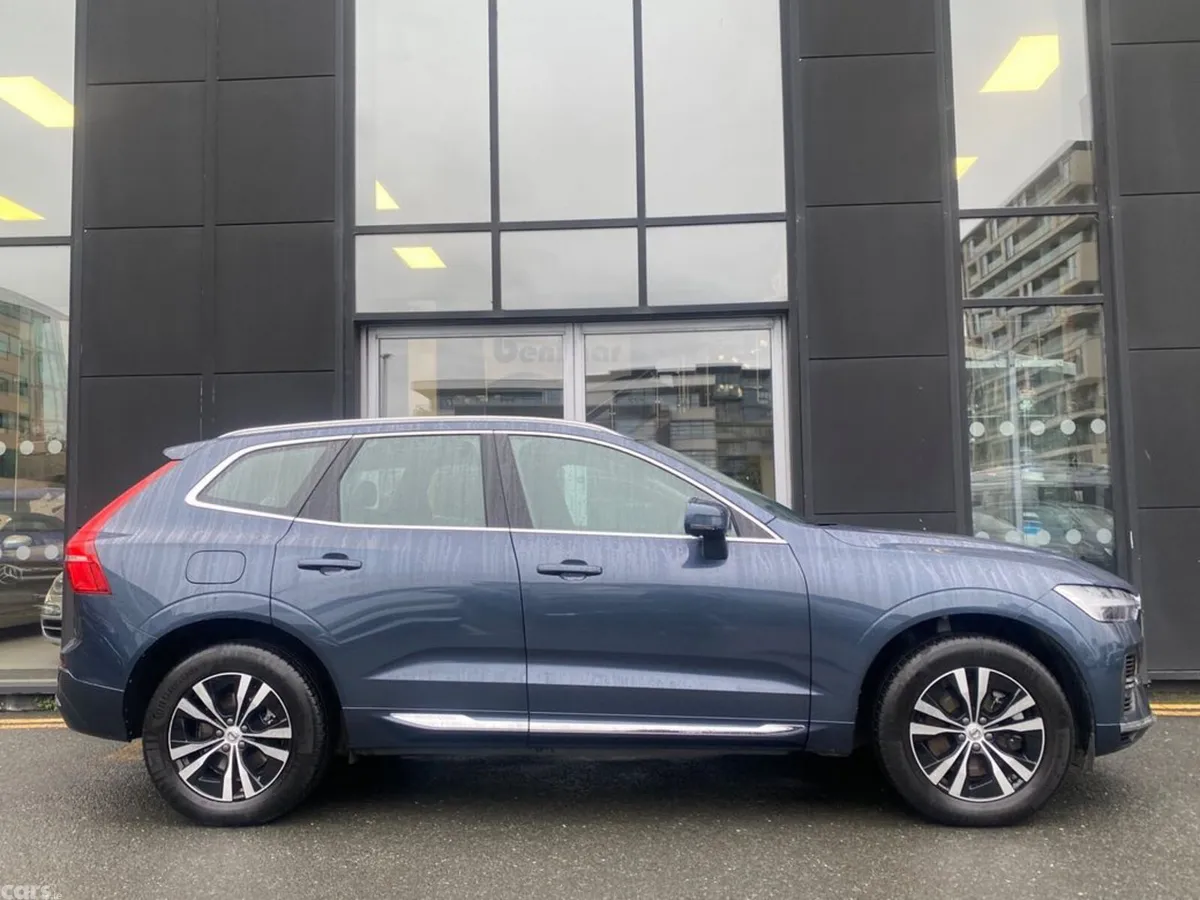 Volvo XC60 Estate, Petrol Plug-in Hybrid, 2023, Blue
