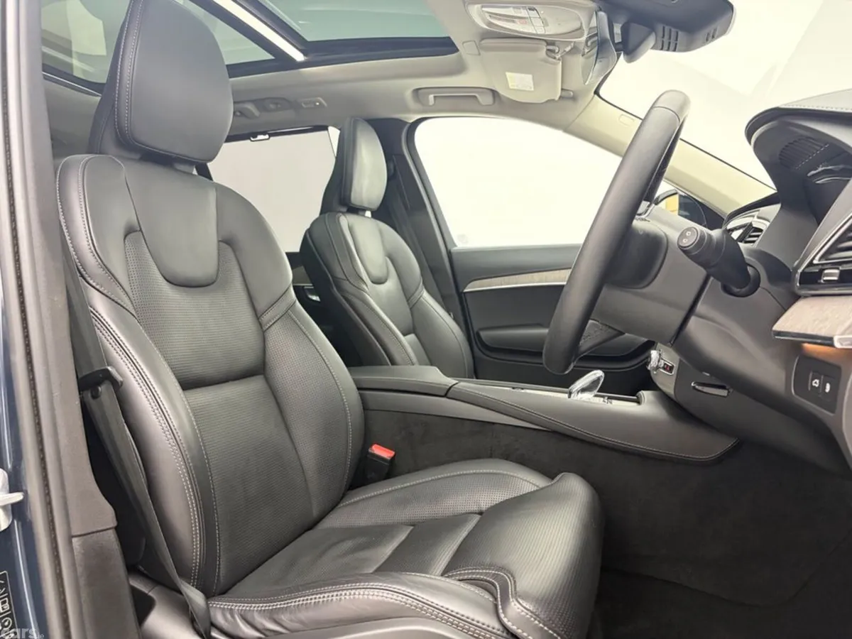 Volvo XC90 Estate, Petrol Plug-in Hybrid, 2023, Blue