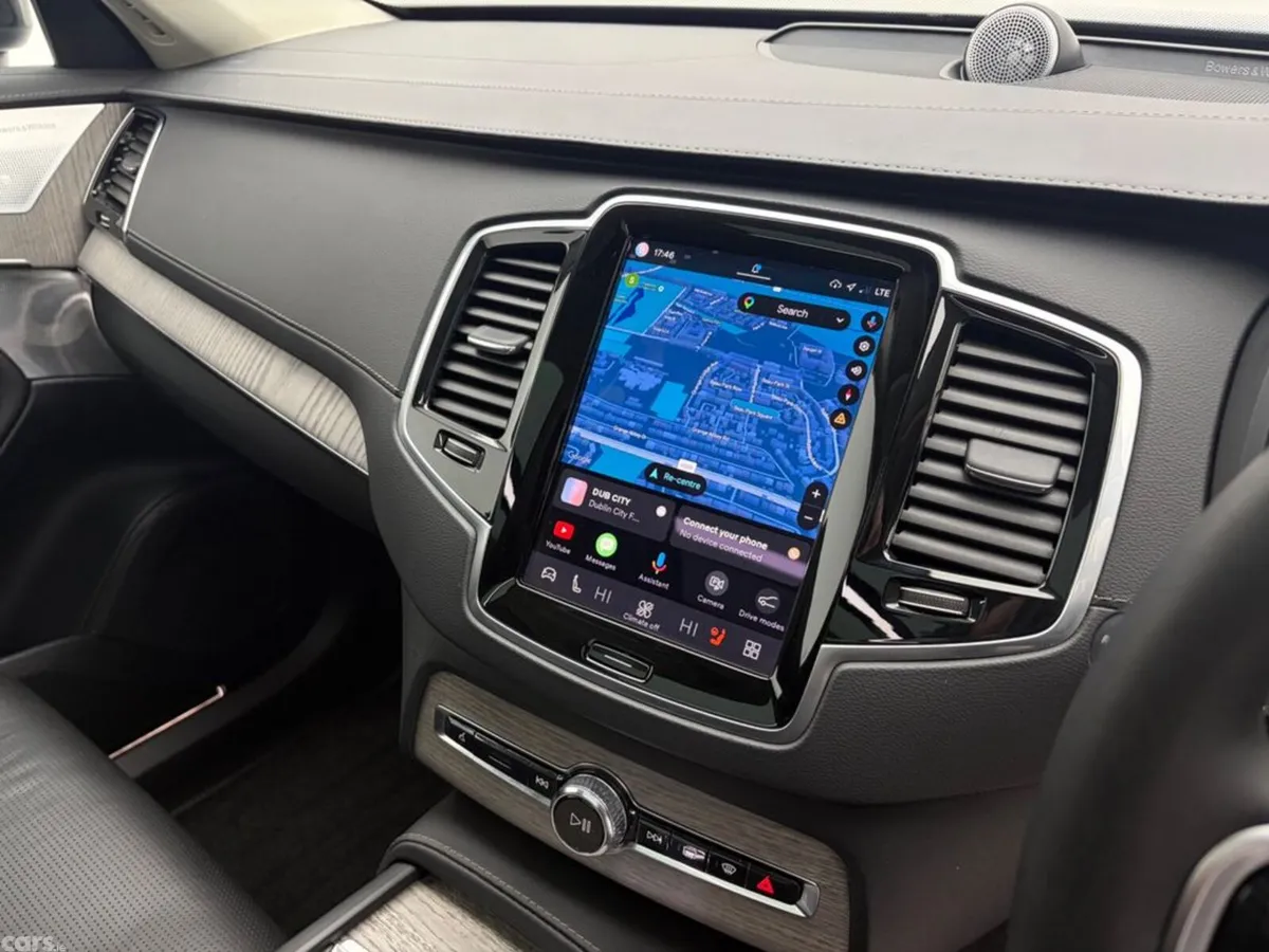 Volvo XC90 Estate, Petrol Plug-in Hybrid, 2023, Blue