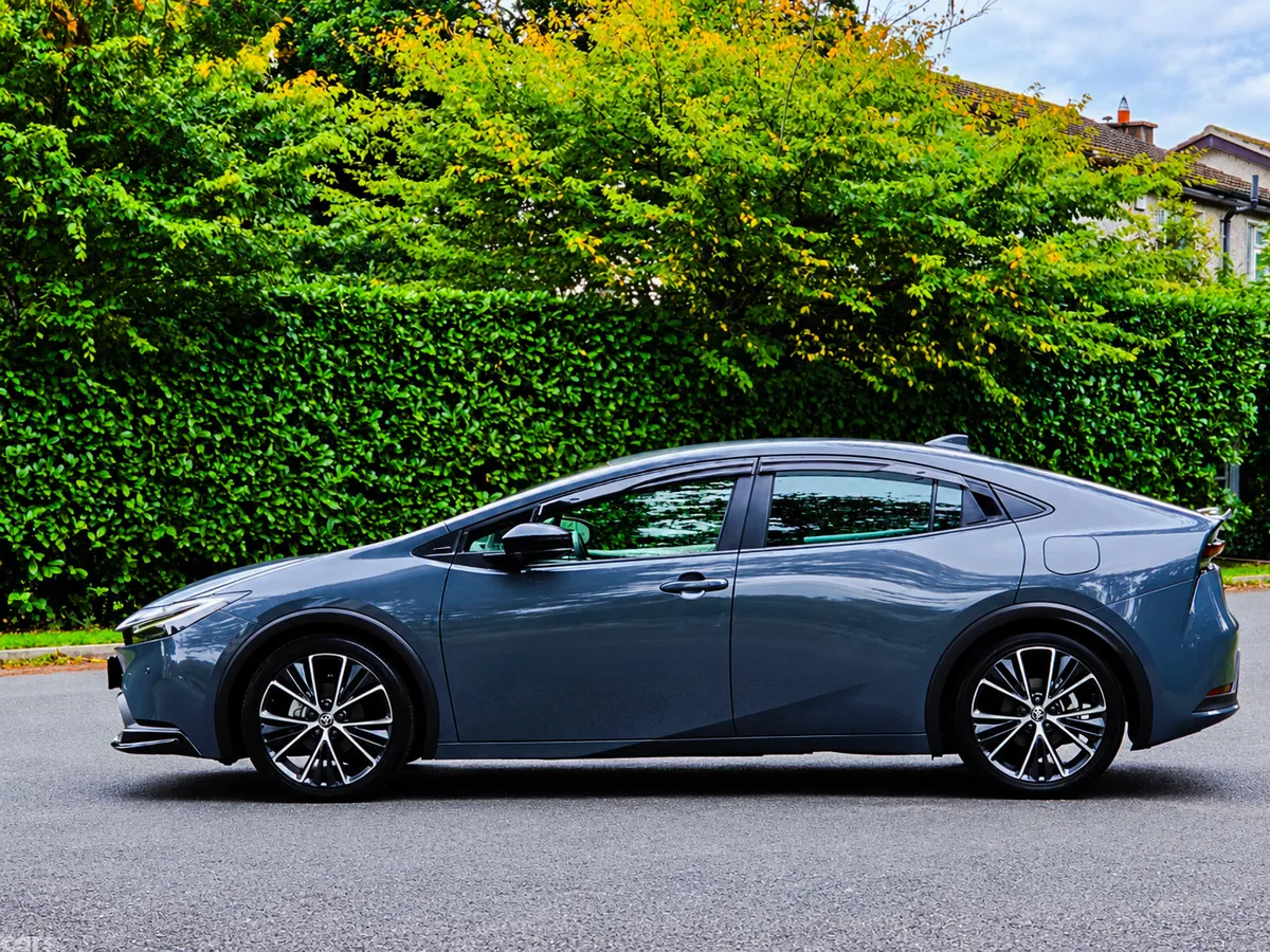 Toyota Prius Saloon, Petrol Hybrid, 2023, Grey