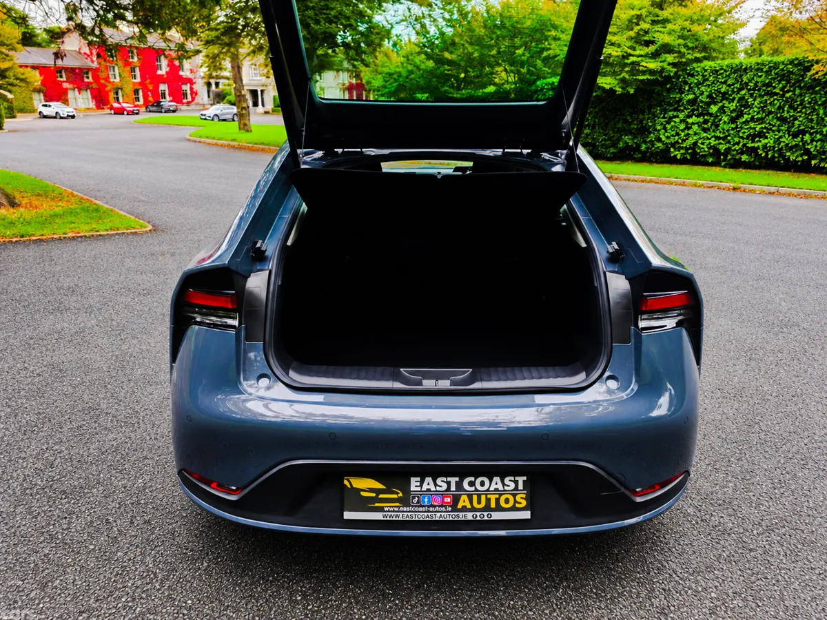 Toyota Prius Saloon, Petrol Hybrid, 2023, Grey