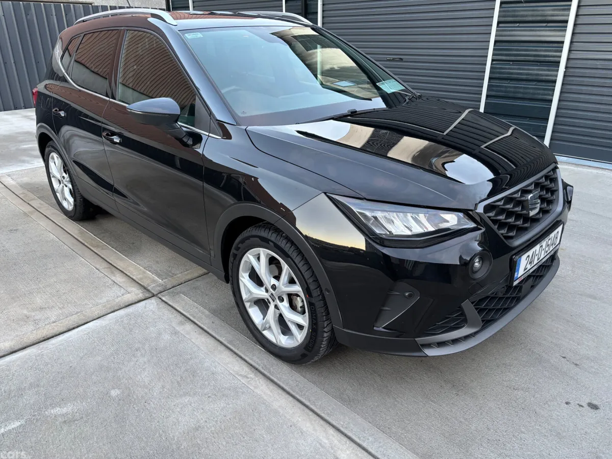 SEAT Arona SUV, Petrol, 2024, Black