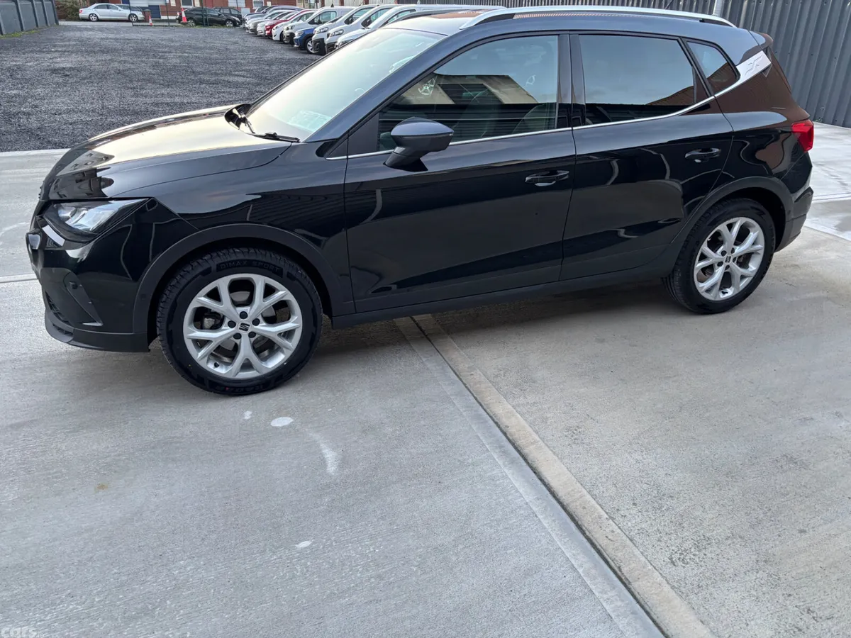 SEAT Arona SUV, Petrol, 2024, Black